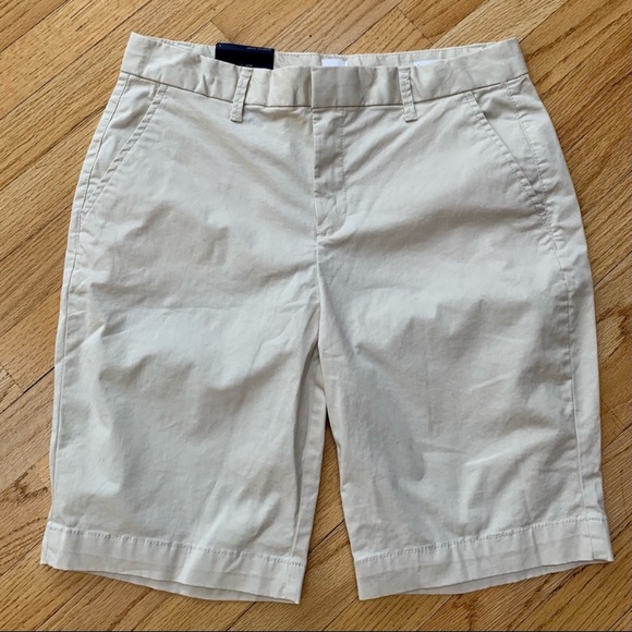GAP Pants - NWT Gap | khaki Bermuda shorts, Sz 8